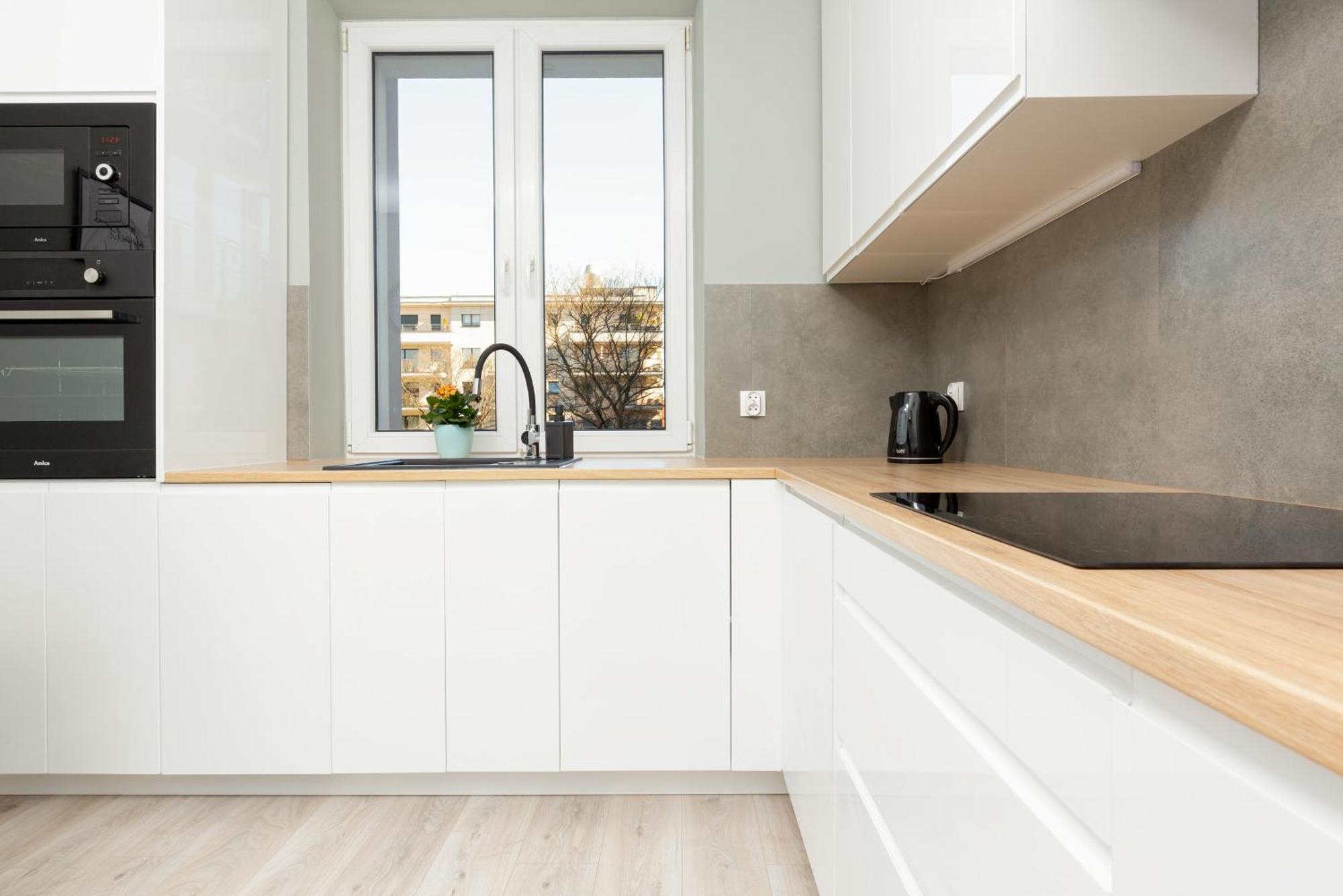 Central Apartment Emilii Plater By Noclegi Renters Warschau Exterior foto