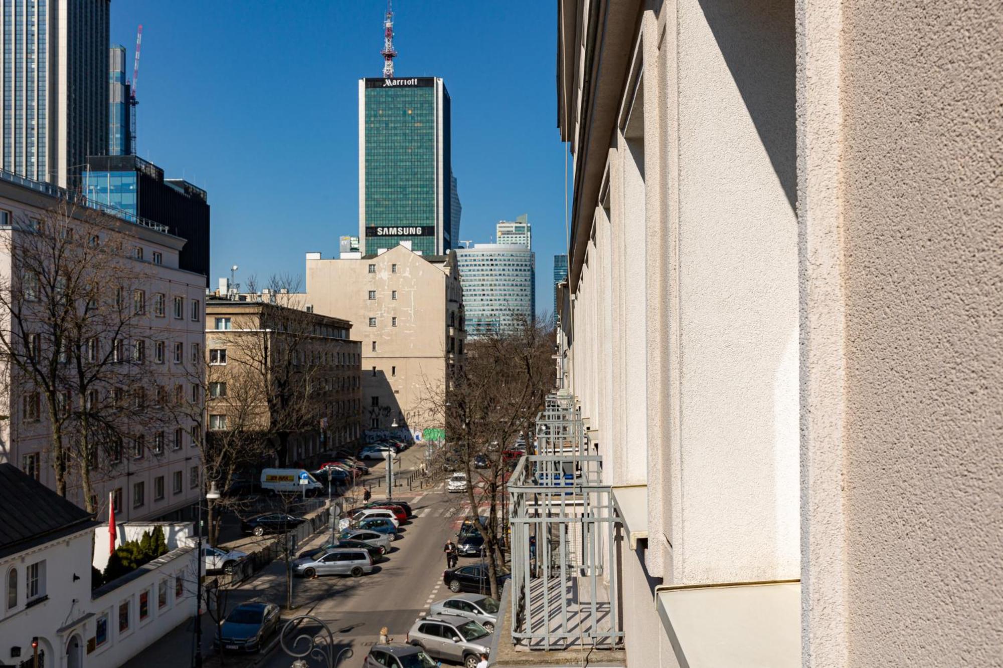 Central Apartment Emilii Plater By Noclegi Renters Warschau Exterior foto